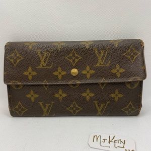 Louis Vuitton Women’s Long Wallet